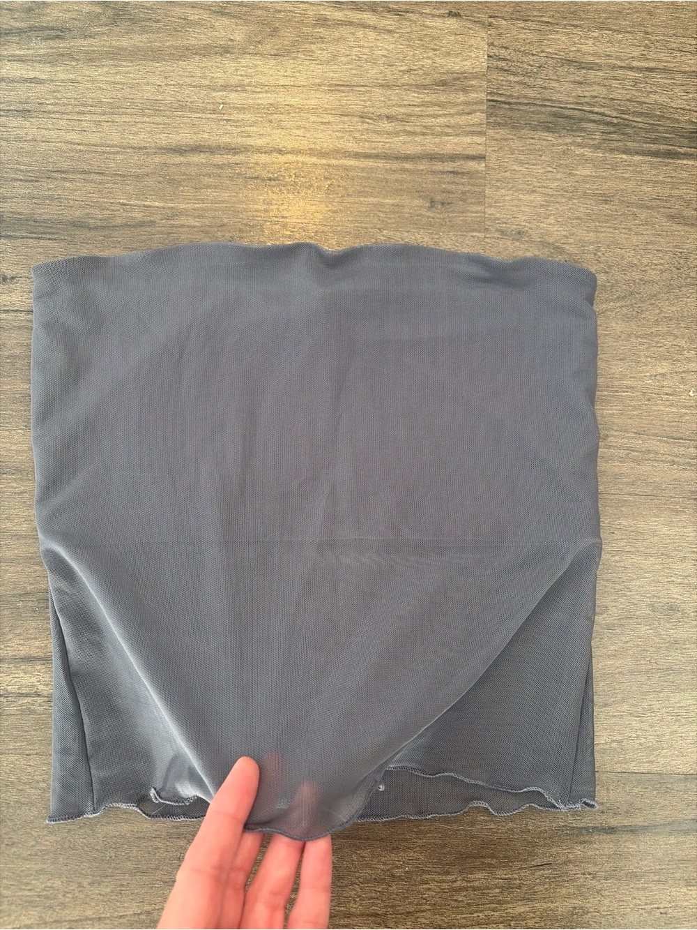 Stradivarius Gray Tube Top - Seam Detail